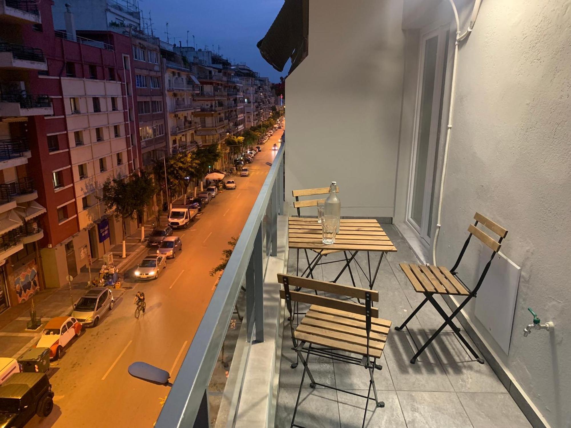 Lux , 3 Full Extra , Center Apartment